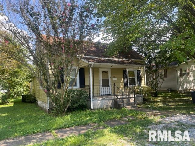 116 S 10th St., Herrin, IL 62948