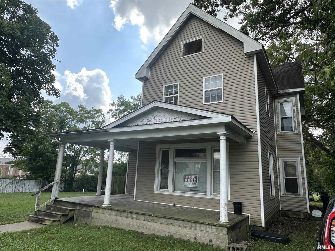 401 W Monroe St. #3, Carbondale, IL 62901