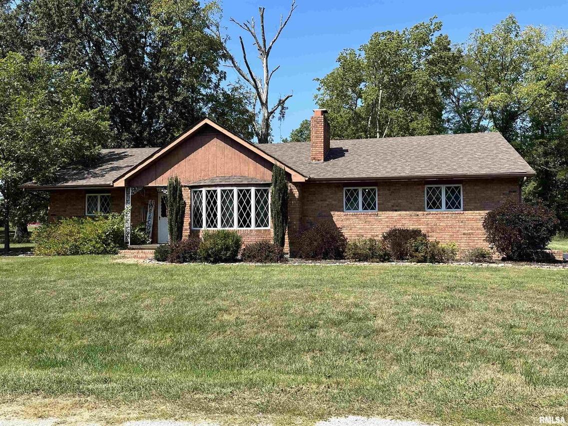 15691 N Cooks Dr., Mt Vernon, IL 62864