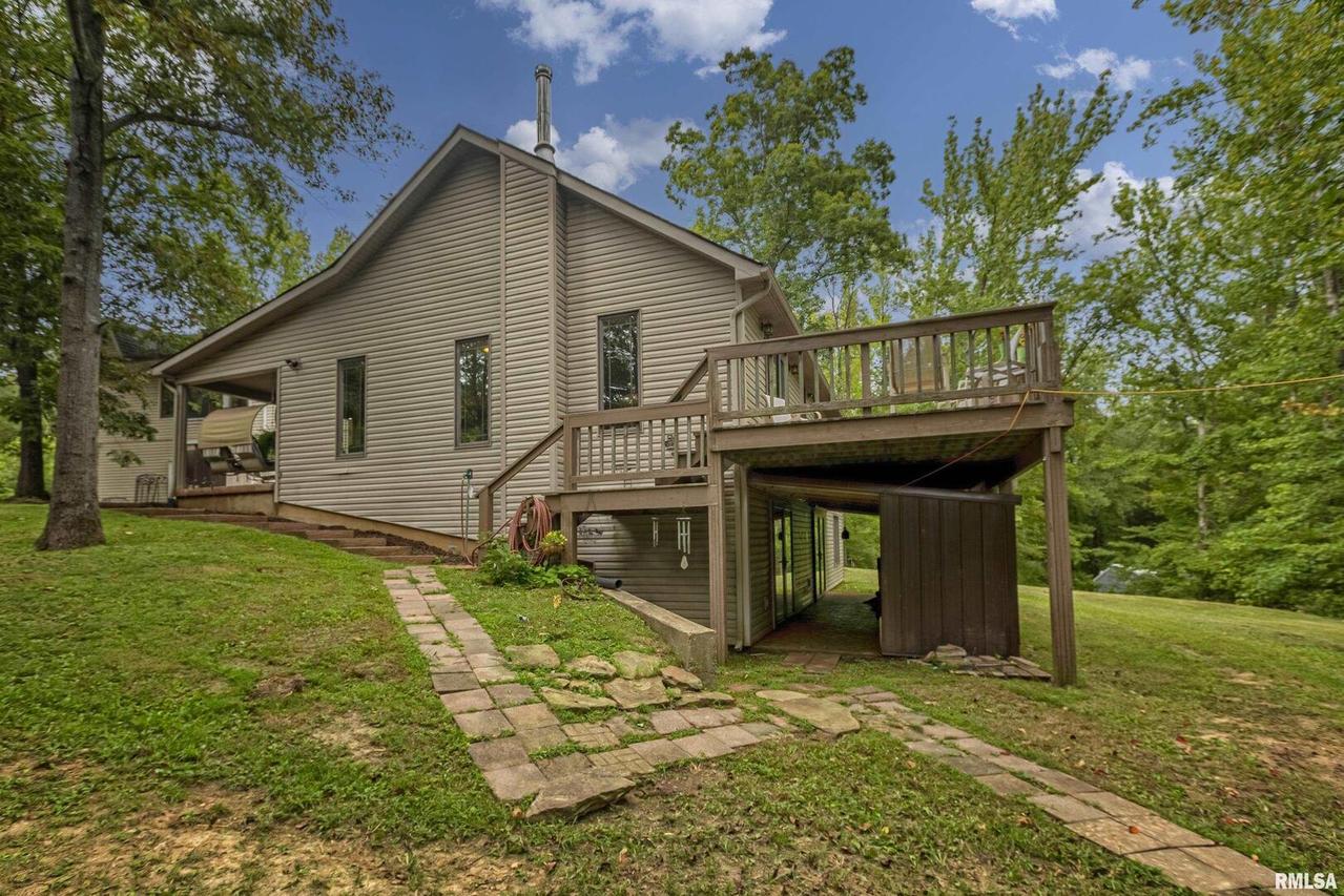 3888 Moake School Rd., Marion, IL 62959