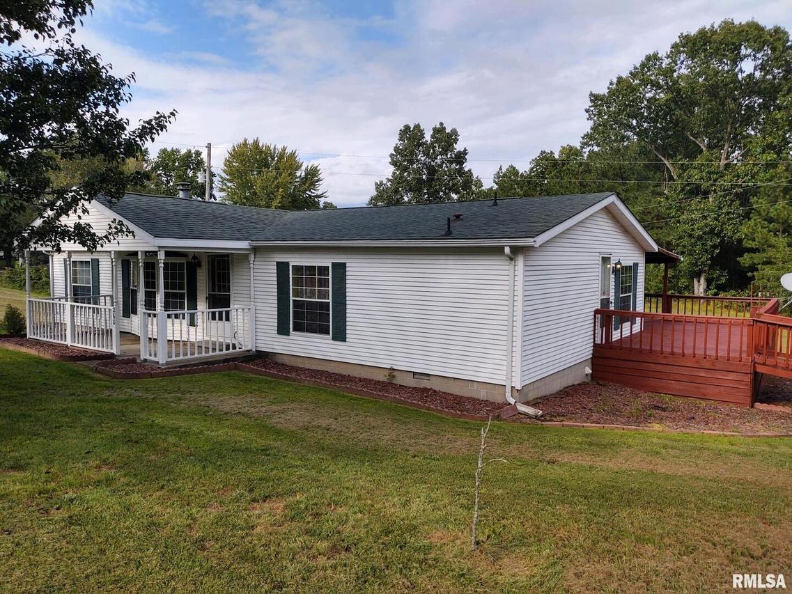 260 Fawn Dr., Goreville, IL 62939