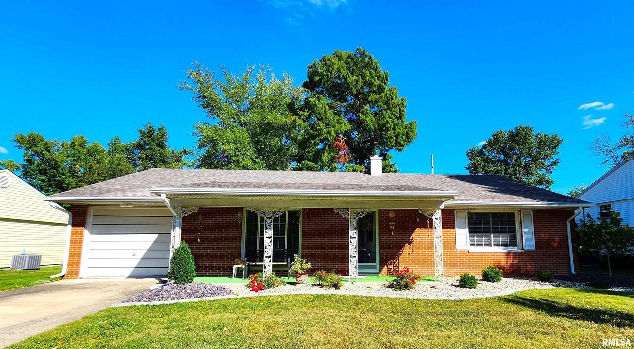 311 Janet Dr., Centralia, IL 62801