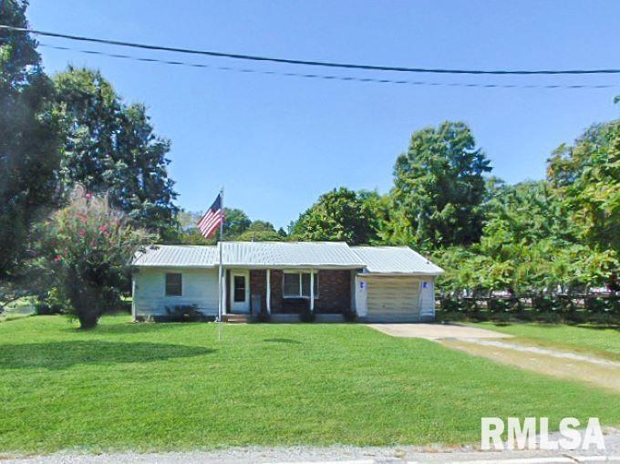 811 Main St., Carterville, IL 62918