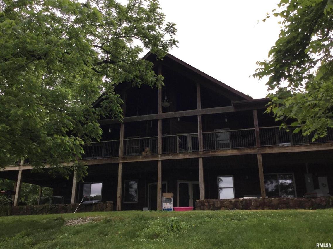 820 Kratzinger Hollow Rd., Cobden, IL 62920
