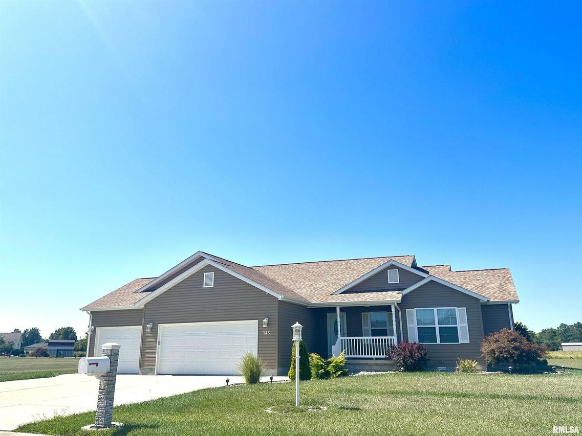 745 Fulton Dr., Centralia, IL 62801