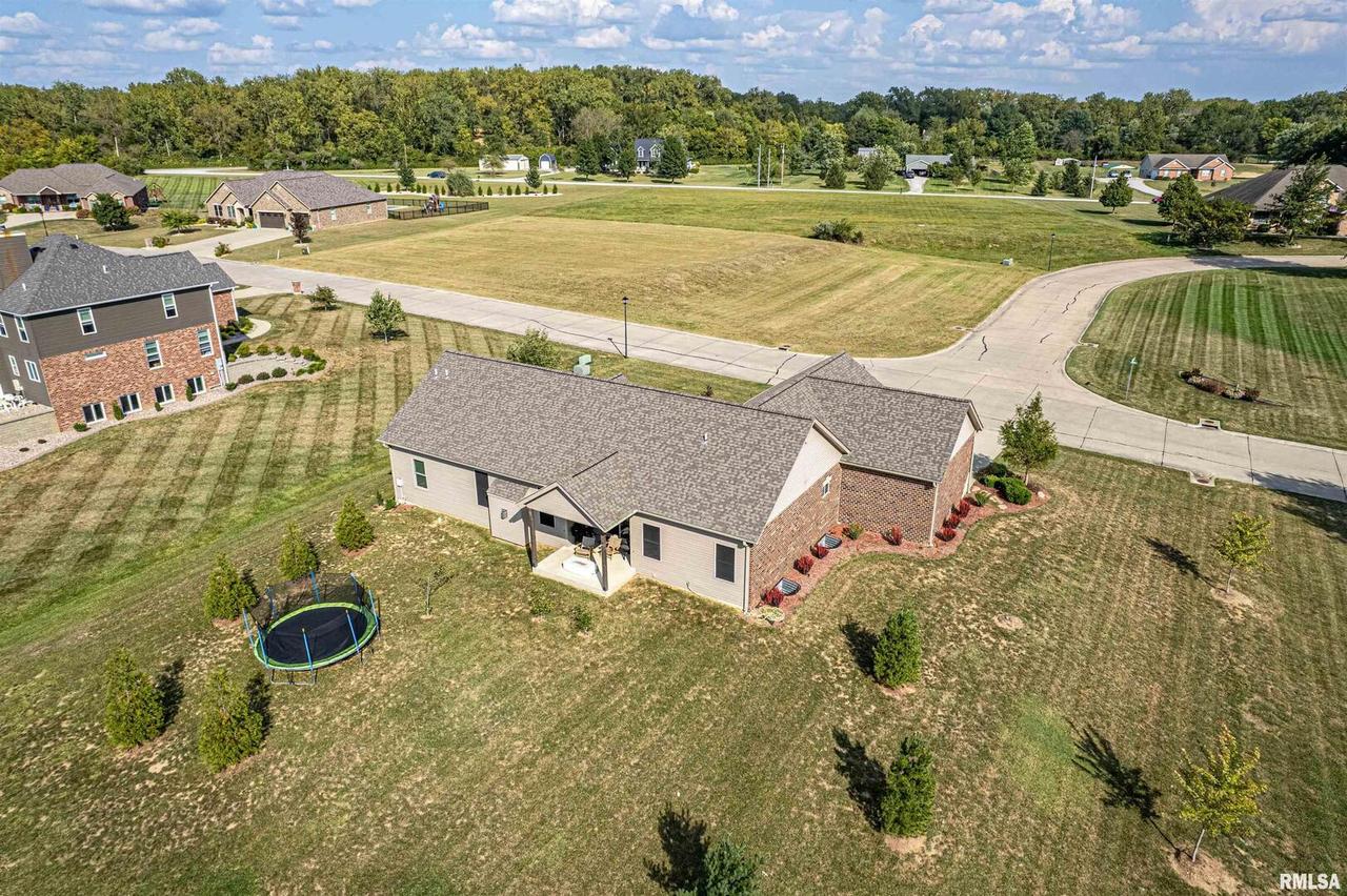 115 Wyndrose Estates, Belleville, IL 62226