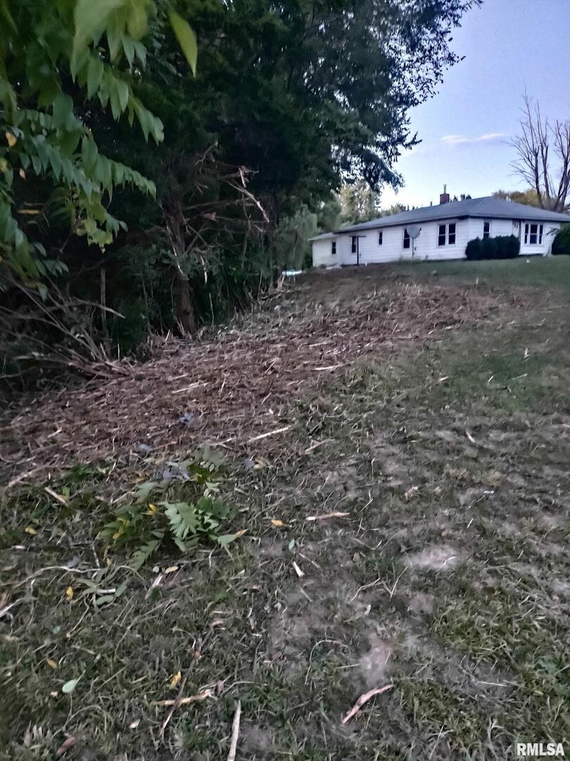 1645 Ticklen Rd., Odin, IL 62870