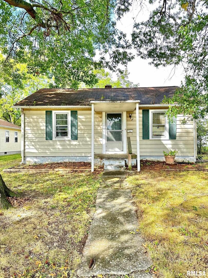 322 S 2nd St., Marion, IL 62959