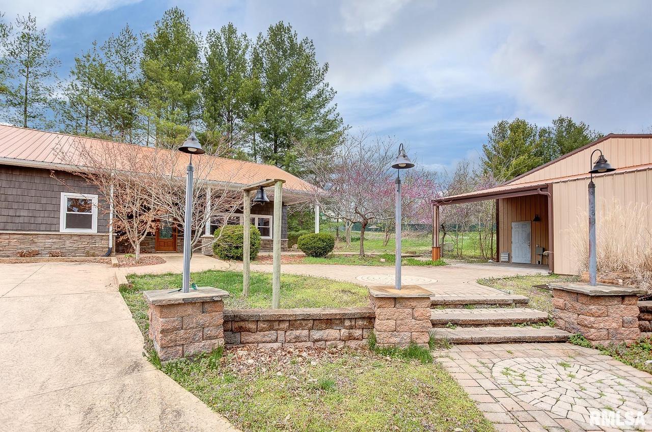 1938 Dogwood Ln., Centralia, IL 62801