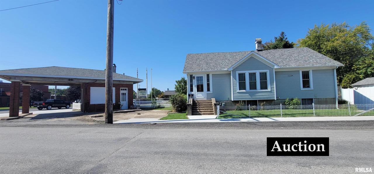 801 W Main St., West Frankfort, IL 62896