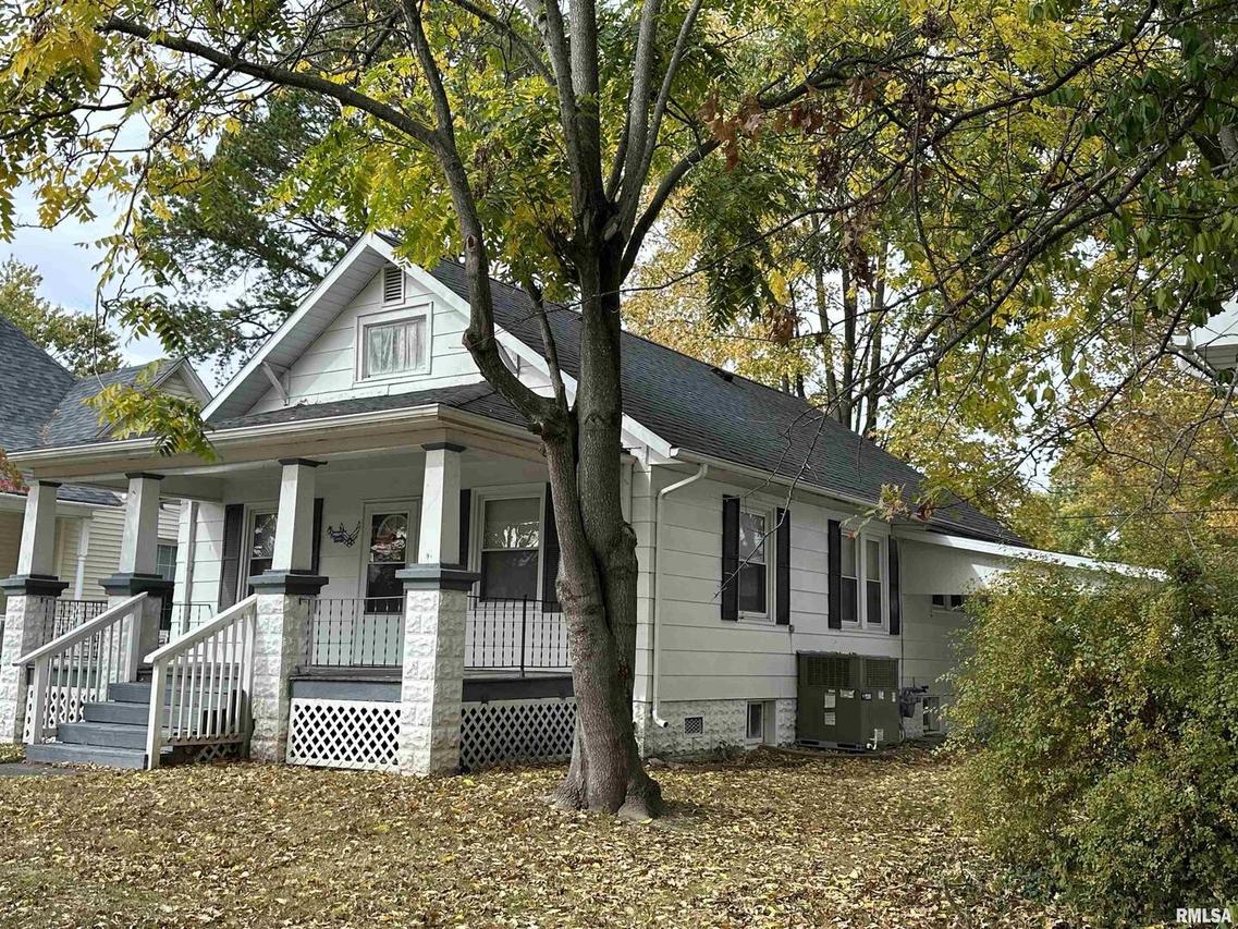 2108 Herbert St., Murphysboro, IL 62966