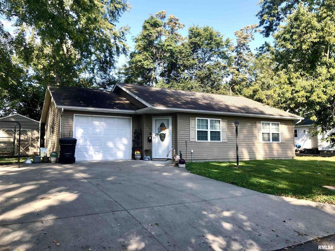 1110 S Buchanan St., Marion, IL 62959