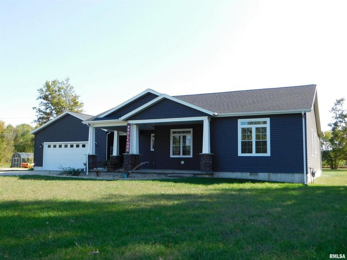 3286 Red Stripe Rd., Salem, IL 62881