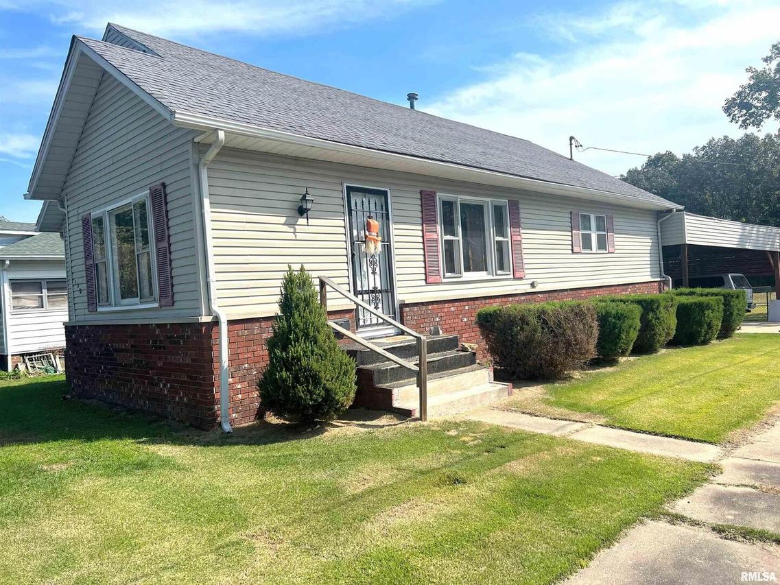 130 Baggott St., Zeigler, IL 62999