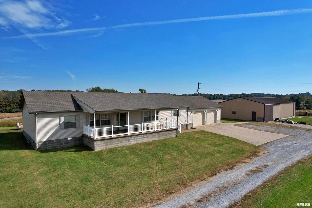 4781 New Columbia Rd., Metropolis, IL 62960