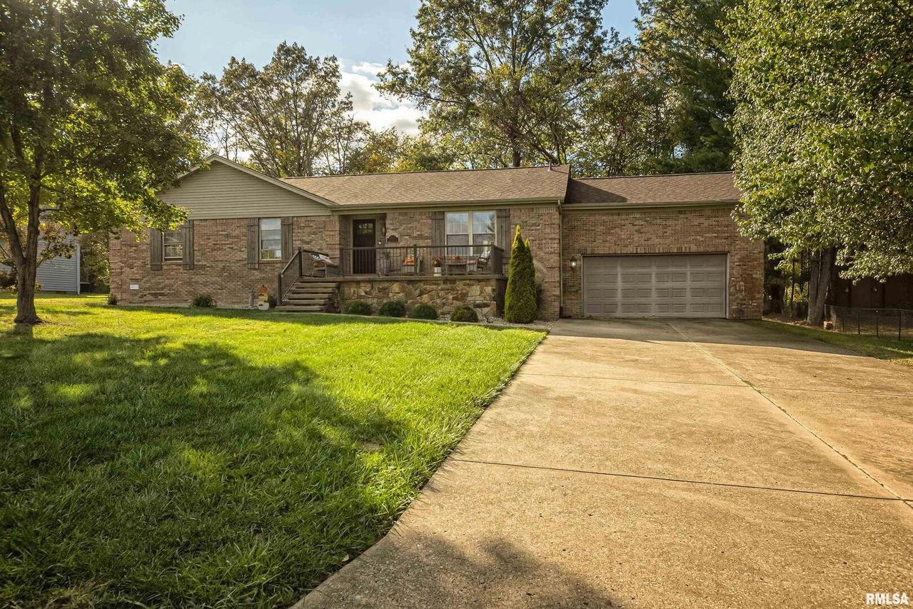 1502 Bryan Dr., Marion, IL 62959