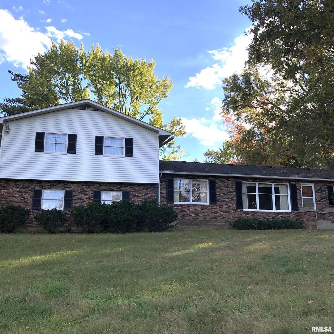 2 Fairway Dr., Mt Vernon, IL 62864