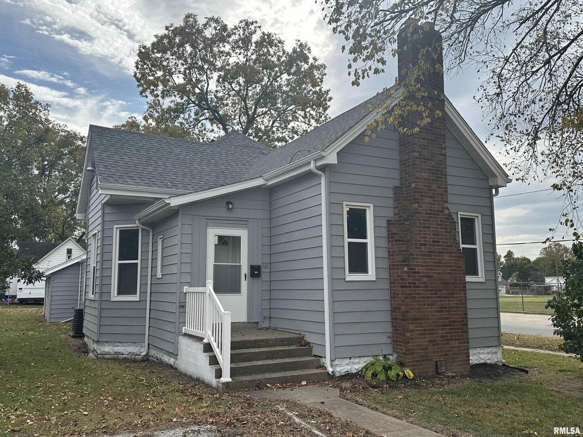 2143 Edith St., Murphysboro, IL 62966