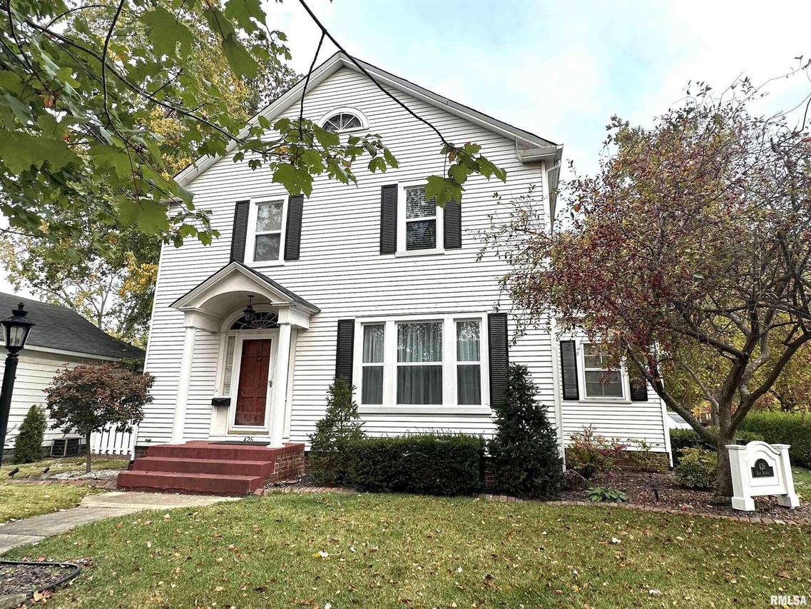 426 E 2nd St., Centralia, IL 62801