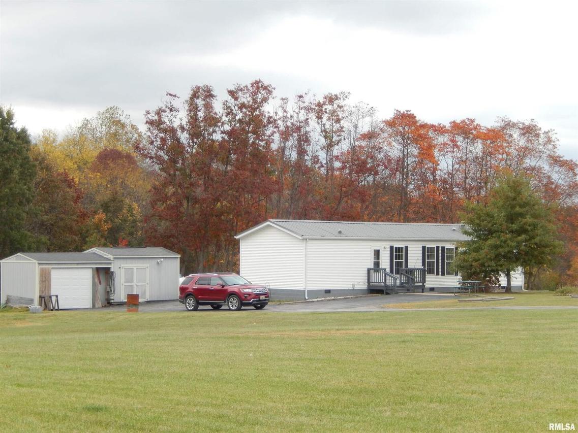 165 Cain Rd., Dongola, IL 62926