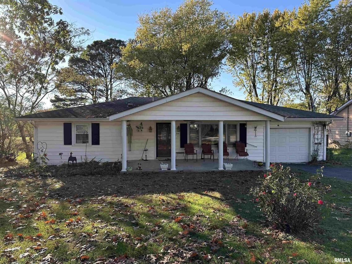 320 N Fly Ave., Goreville, IL 62939