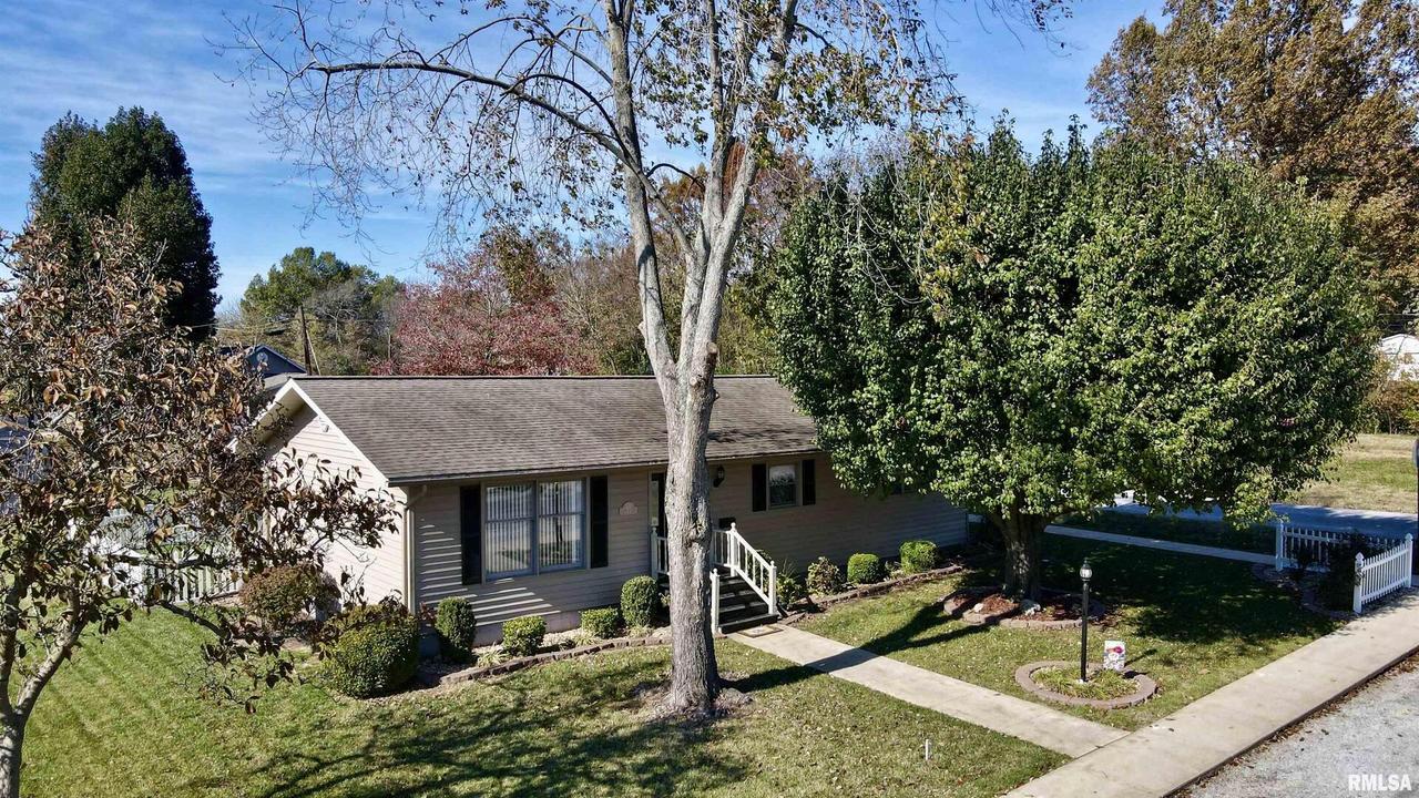 502 S Day St., West Frankfort, IL 62896