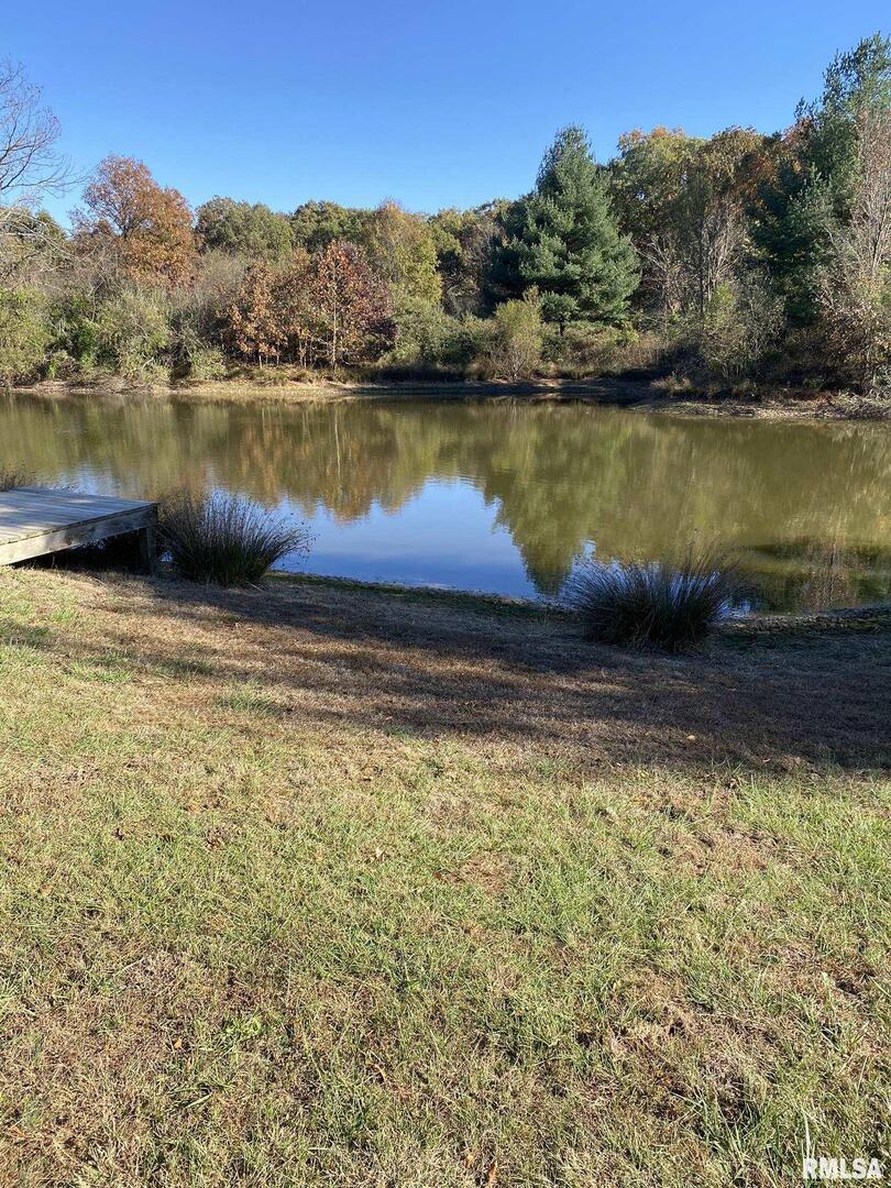 5238 Woodhaven Rd., Pinckneyville, IL 62274