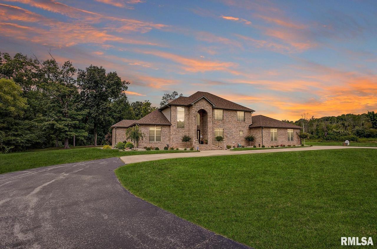 15845 N Stone Ln., Mt Vernon, IL 62864