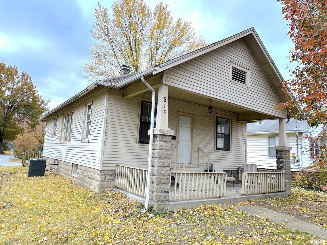 815 W Walnut St., Carbondale, IL 62901