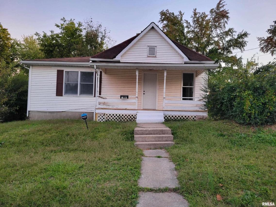 105 Norris St., Anna, IL 62906