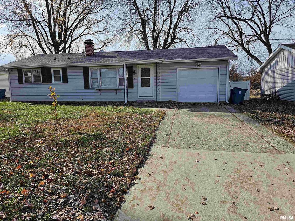 45 W Crownview, Mt Vernon, IL 62864