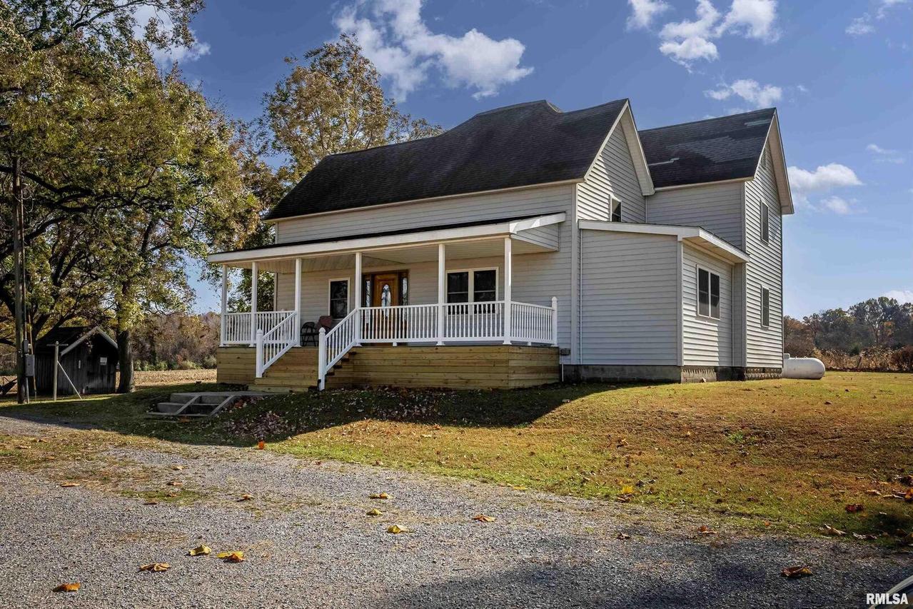 17064 Old Frankfort Rd., Johnston City, IL 62951