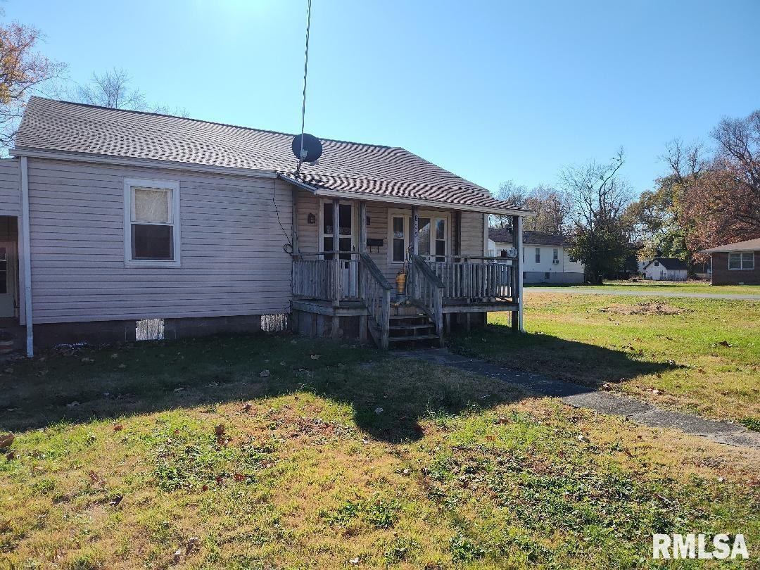805 1st St., Mounds, IL 62964