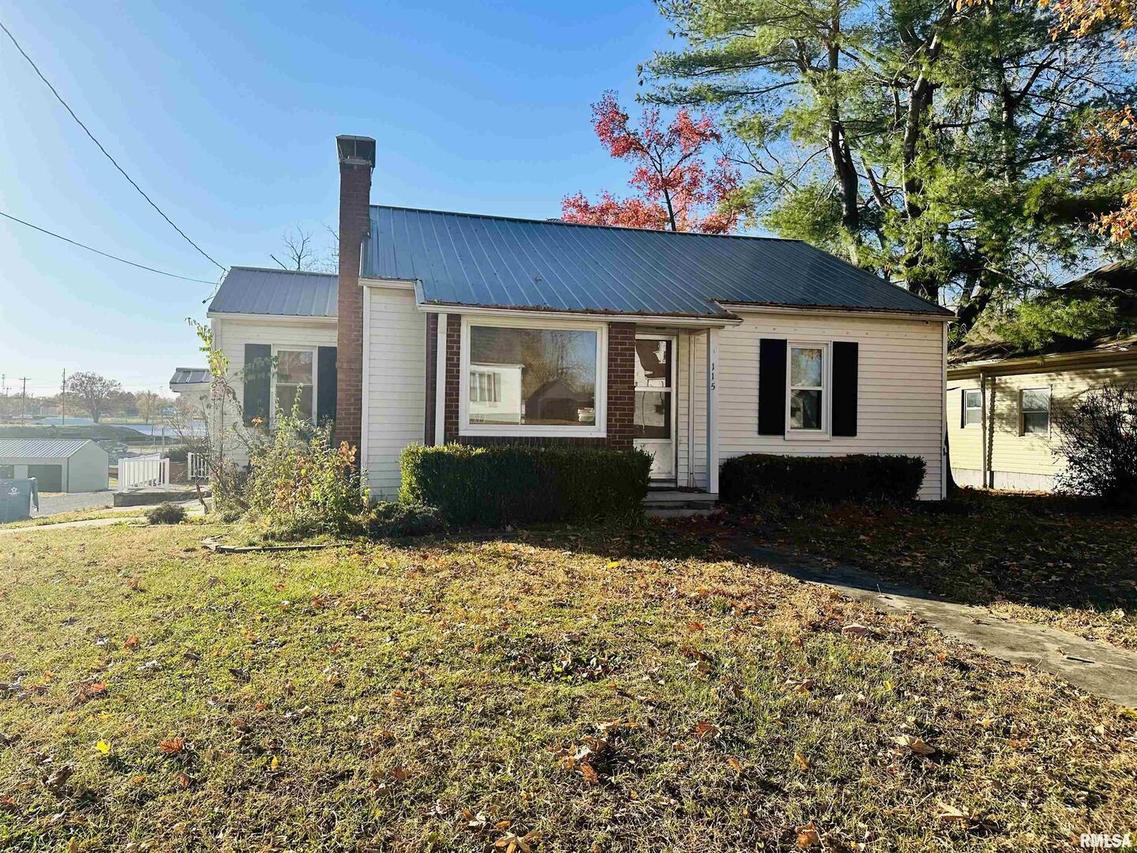 115 Grove St., Anna, IL 62906