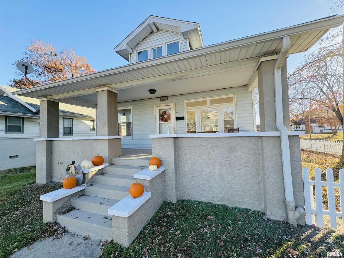 435 Leafland Ave., Centralia, IL 62801