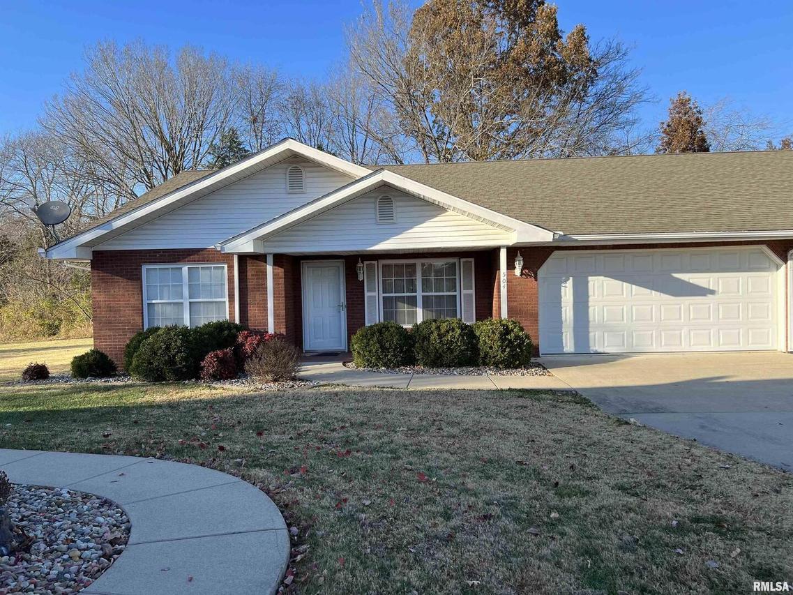 504 Hancock Ct., Carbondale, IL 62901