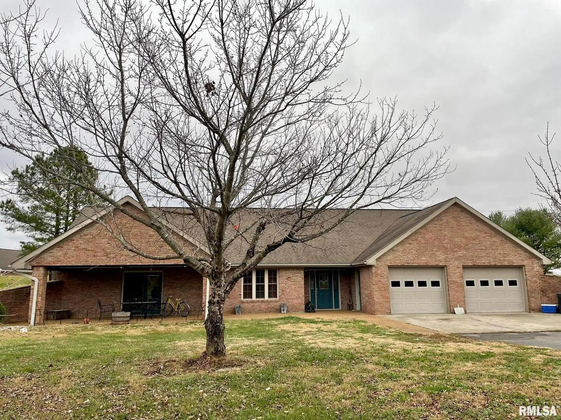 6665 Powers Church Rd., Metropolis, IL 62960