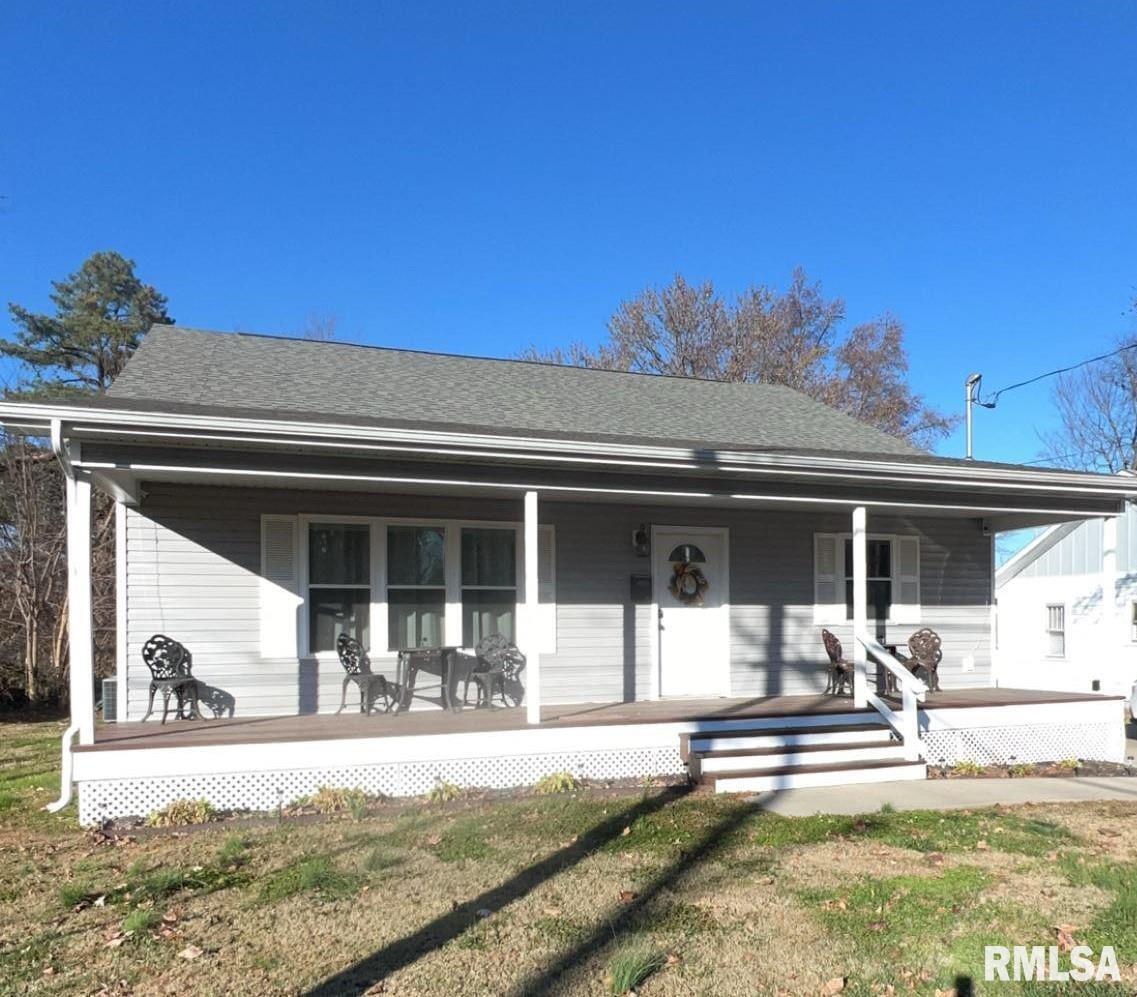 107 W Bond St., Benton, IL 62812