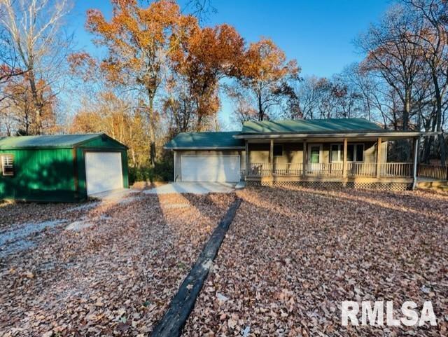 15610 N Lakeview Dr., Mt Vernon, IL 62864