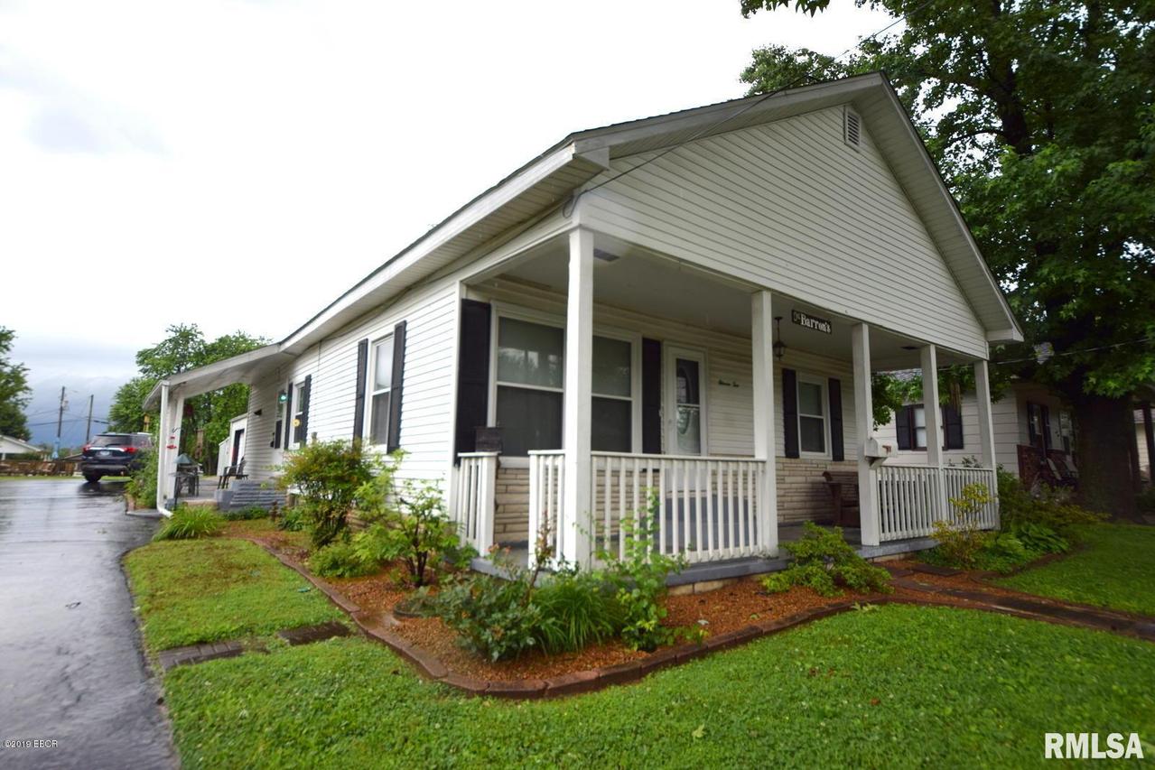 1110 Trout Ave., Johnston City, IL 62951