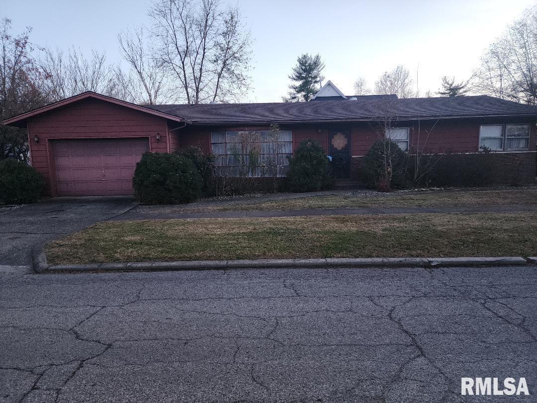 200 E Van Buren St., Herrin, IL 62948