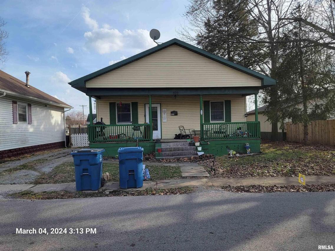 409 E 9th St., Johnston City, IL 62951