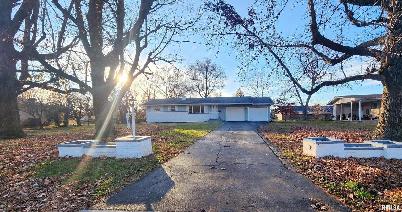 5 Cherry Dr., Mt Vernon, IL 62864