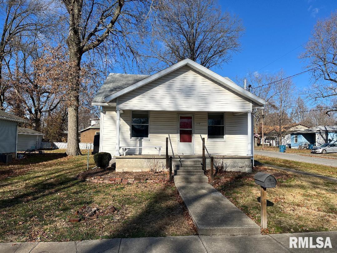 113 Martin St., Benton, IL 62812