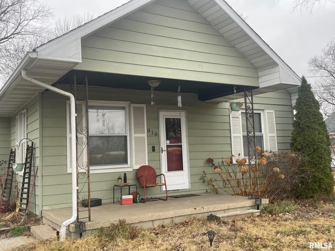 810 N Carico St., Carbondale, IL 62901