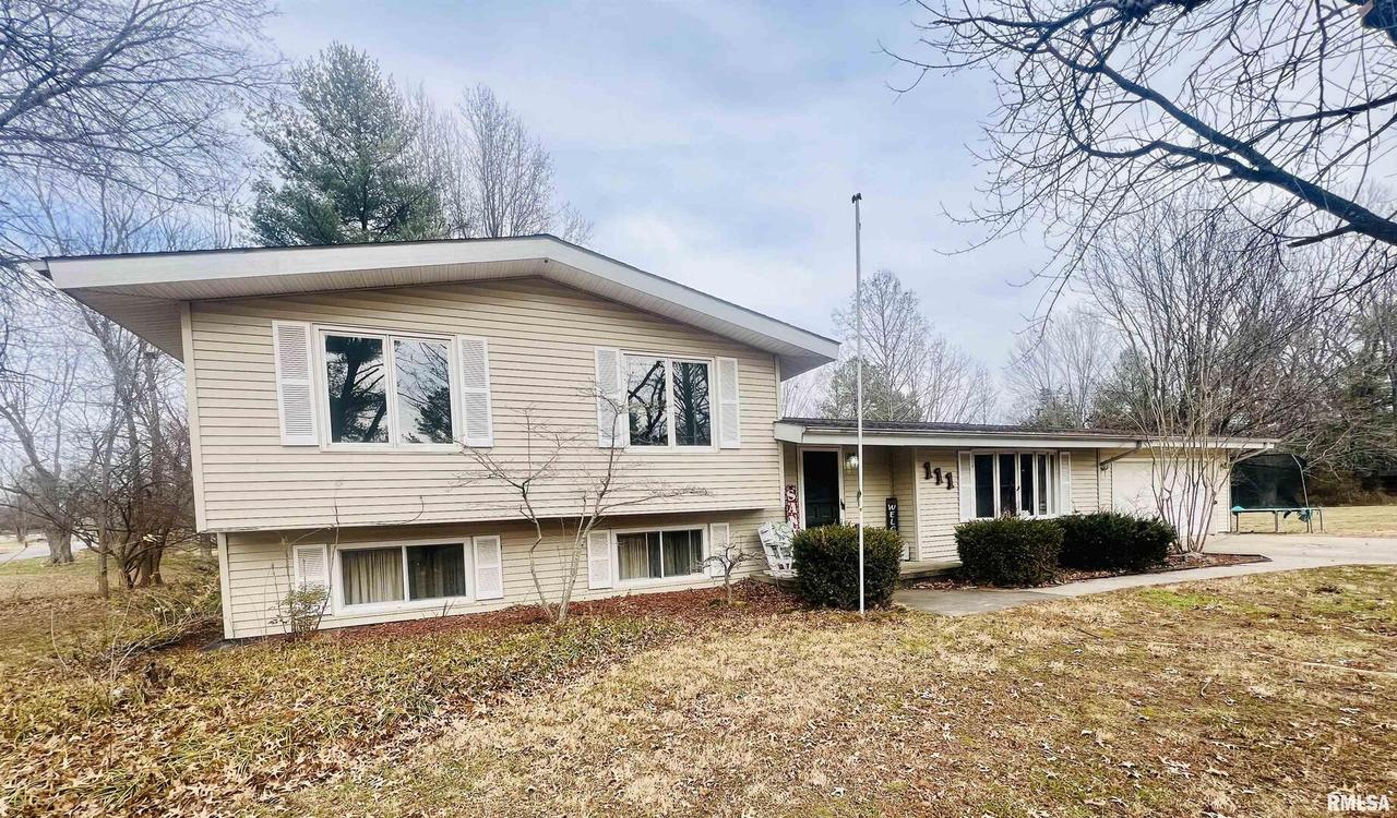 111 M Harriss Ln., Murphysboro, IL 62966