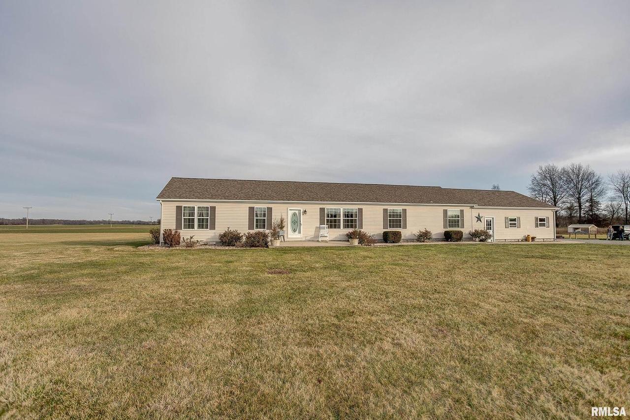 7610 Rod & Gun Club Rd., Duquoin, IL 62832