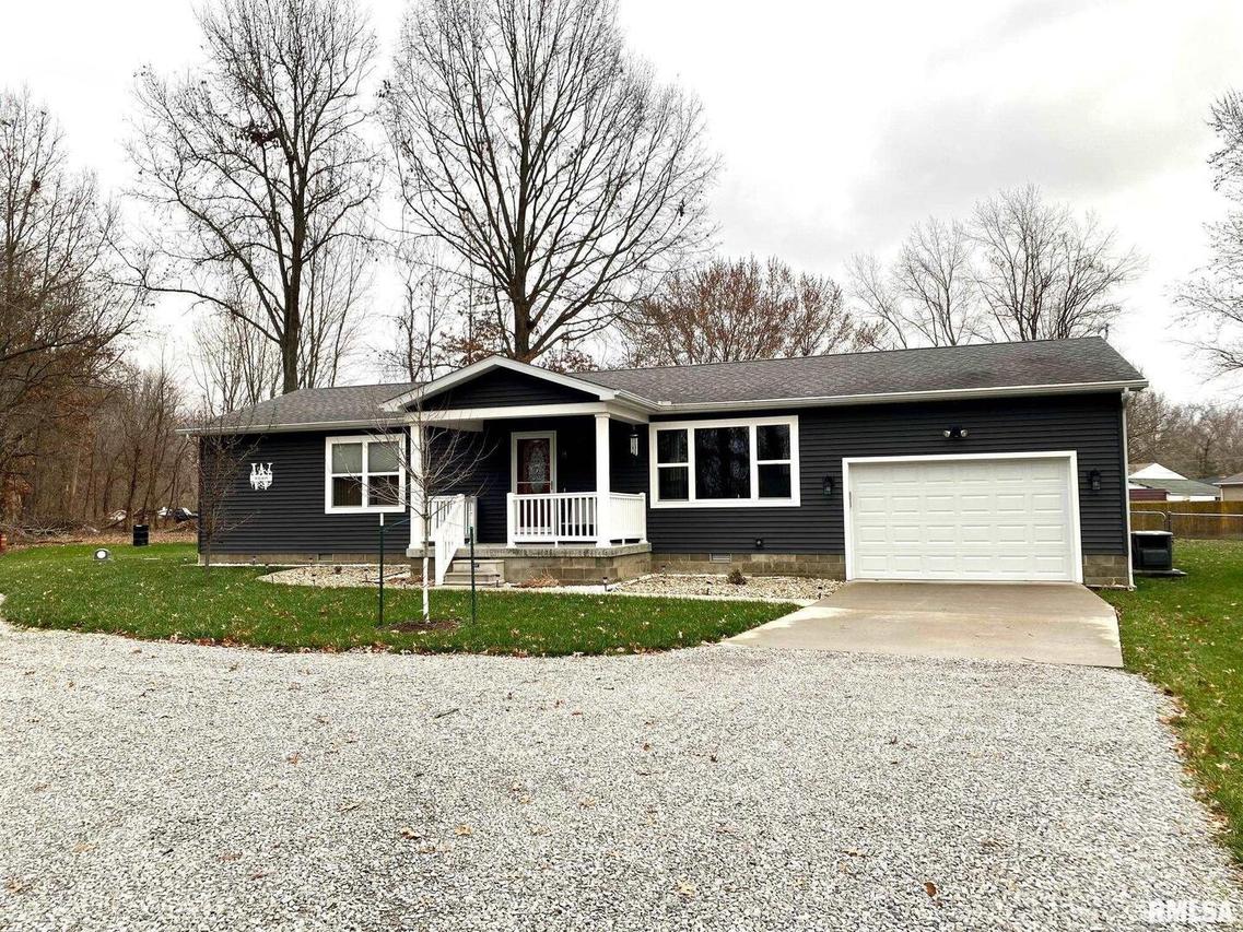 1360 Pershing Rd., West Frankfort, IL 62896