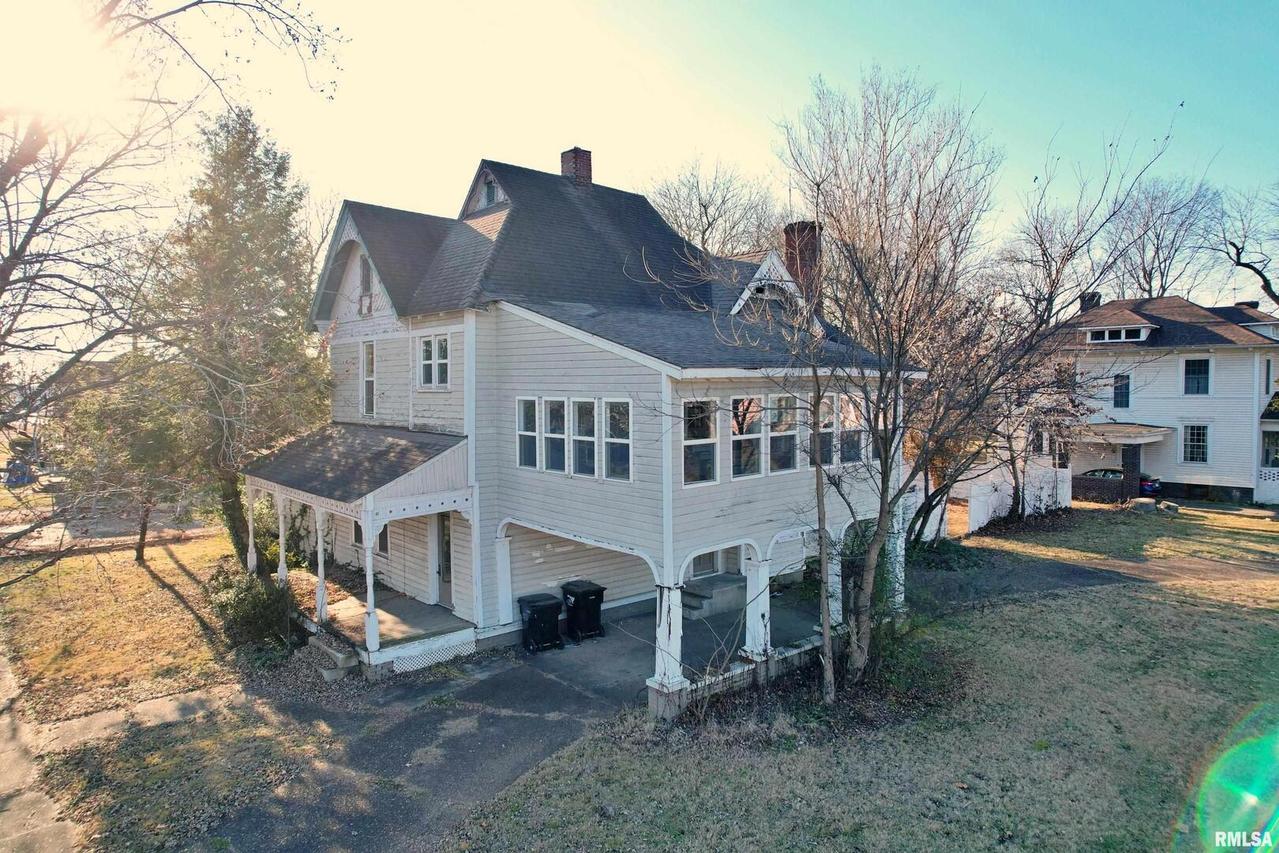 314 E 3rd St., Metropolis, IL 62960