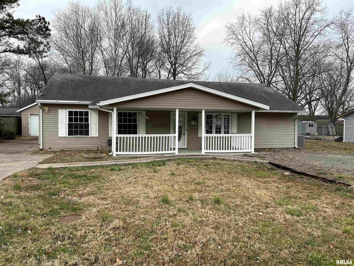 717 N 26th St., Herrin, IL 62948